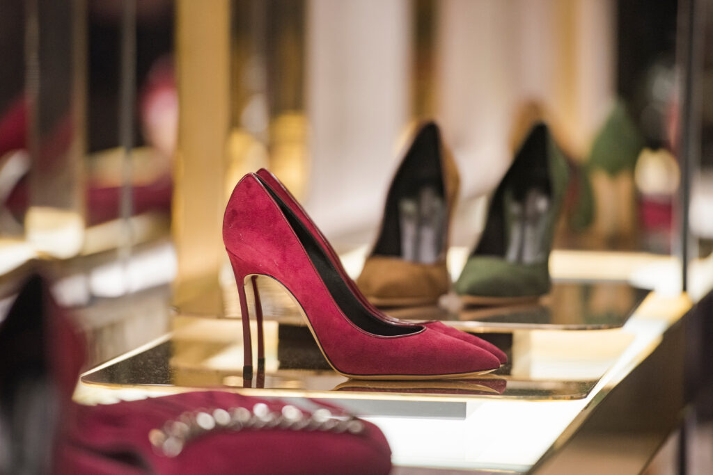 agencement-magasin-de-chaussures