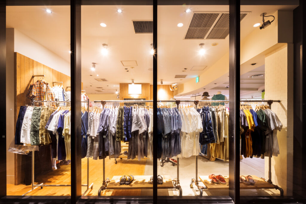 agencement-boutique-pret-a-porter04
